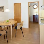 Koje Apartment *